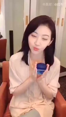 李佳琦卖断货的国货,李佳琦凡士林晶冻唇膏