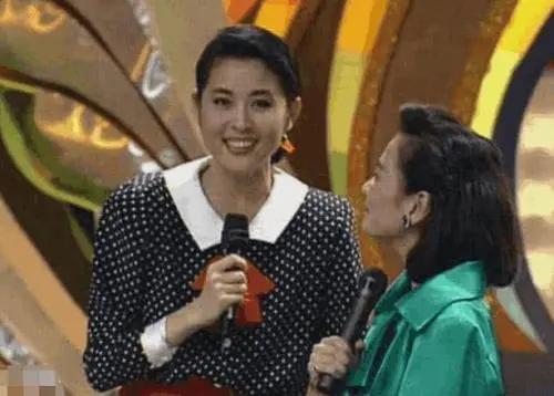 倪萍任鲁豫李思思撒贝宁马凡舒,倪萍李思思撒贝宁任鲁豫谈春晚