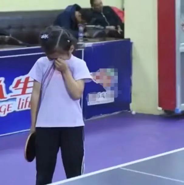 父母要学会狠心,父母的溺爱让人窒息