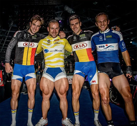 腿围超过76厘米深蹲300公斤,腿围80厘米的自行车运动员