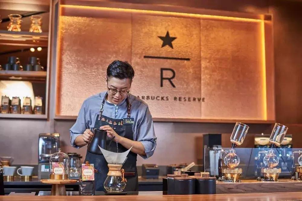 星巴克咖啡发展现状与前景中国,海外咖啡巨头进入中国大陆星巴克