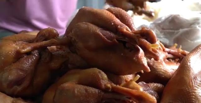 山东美女靠一锅盐发家,3年开8家店,月入至少30万,全城独一份