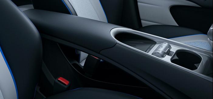 比亚迪海豚70kw和130kw哪个更实用,比亚迪纯电新车海豚