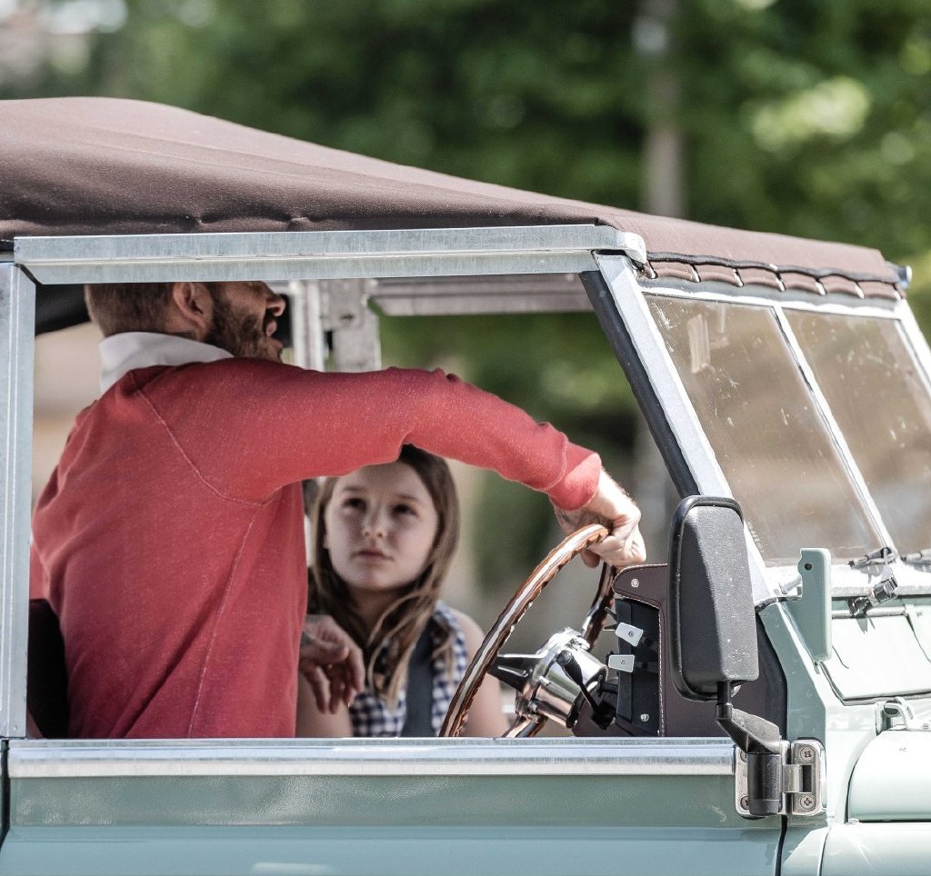 贝克汉姆新短发,贝克汉姆短发最新