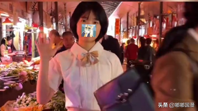 jk厦门走秀,jk女孩菜市场走秀评价