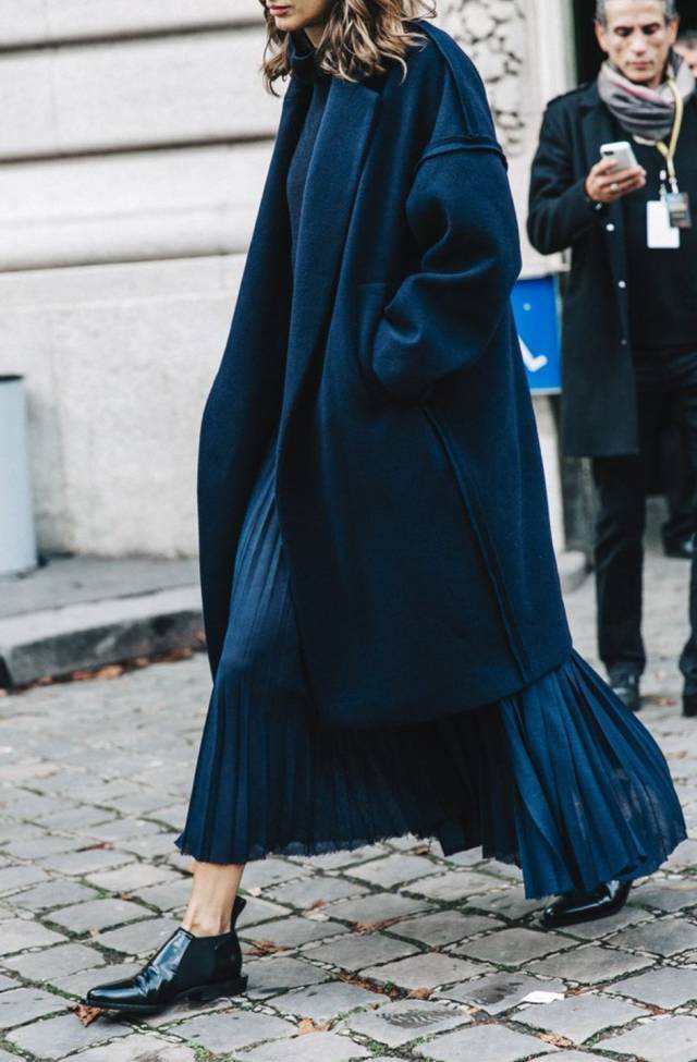 挑百褶裙,冬长百褶裙搭配什么羽绒服好看