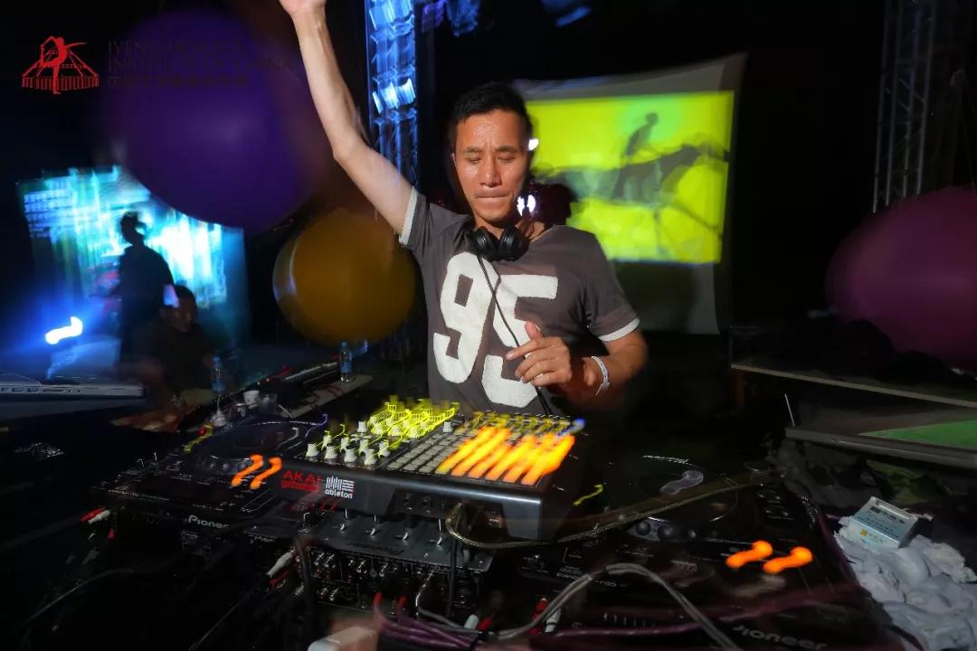 鐟滀冀dj鏀炬澗,鍔茬垎dj鐟滀冀