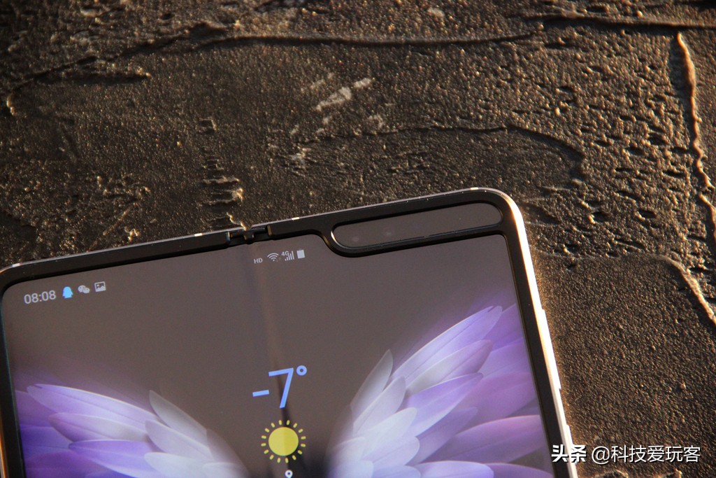 三星w20现在还值得入手吗,三星w9992014