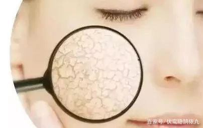 内外兼修的修护精华,内外兼修的精华修复补水