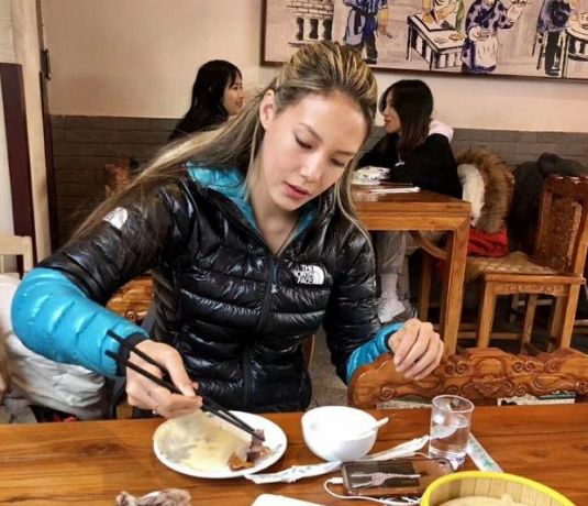 16岁天才篮球少年加入中国,16岁放弃美国国籍的中国人