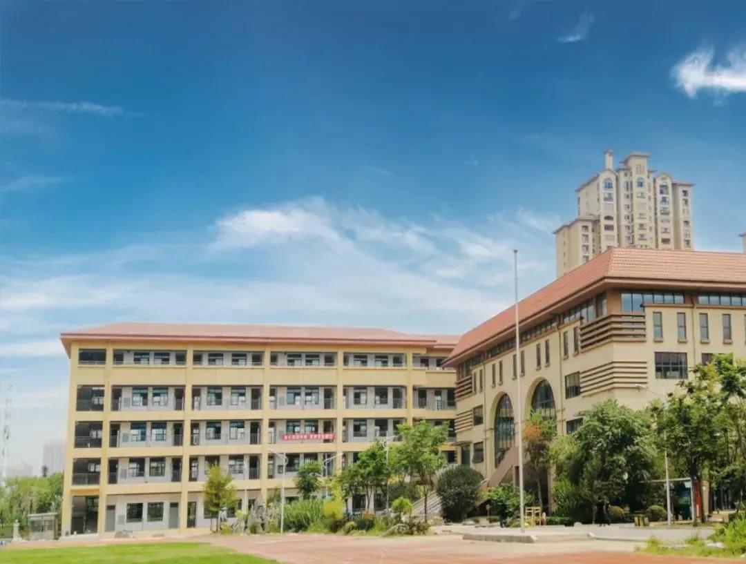 华丽转身开启人生新征程,华丽转身开启新的人生