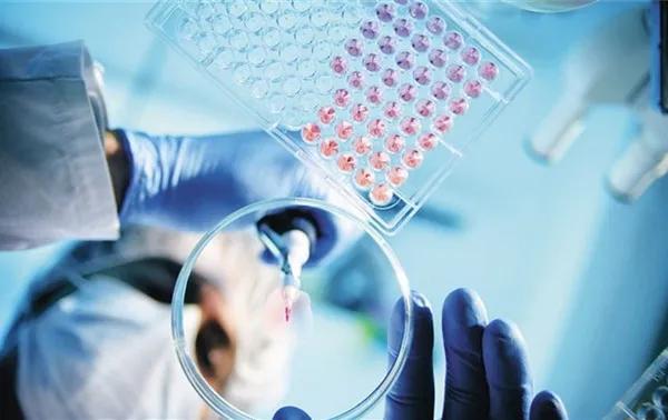 经常打嗝的人要注意了，有可能是肝癌的警示信号