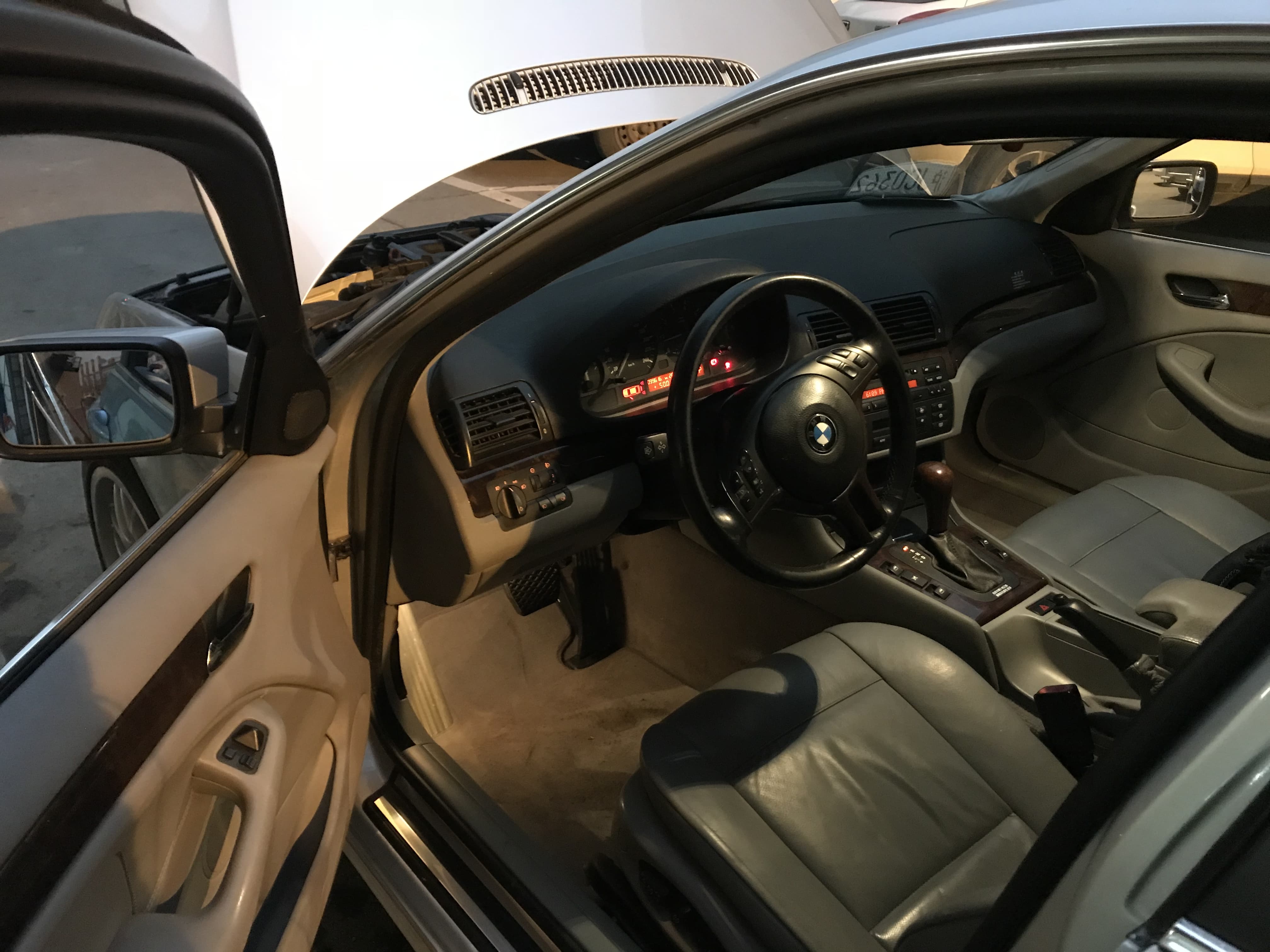 宝马e46325ci测评,宝马e46325i是国几