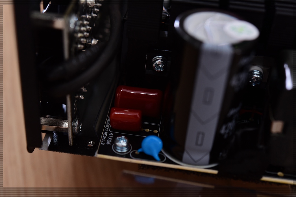 爱国者es650什么电容,爱国者yogo电源es650