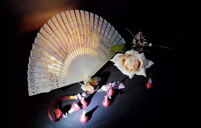 展开折扇效果,展开的折扇