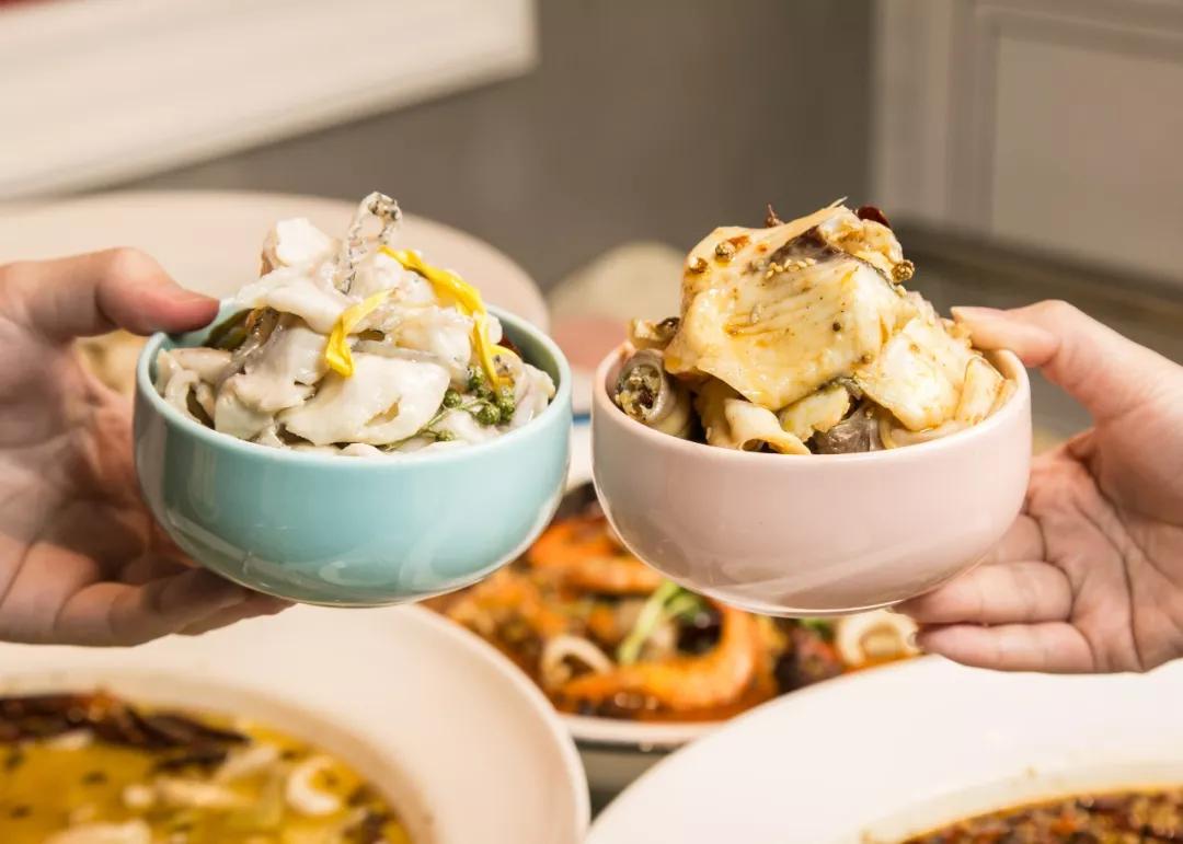 在“卡通乐园”吃“瘦瘦鱼”，一份大过脸盆，居然不到50元