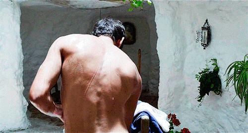 拍了40年*欲情**片，西班牙*欲情**大师阿莫多瓦居然又给观众带来惊喜