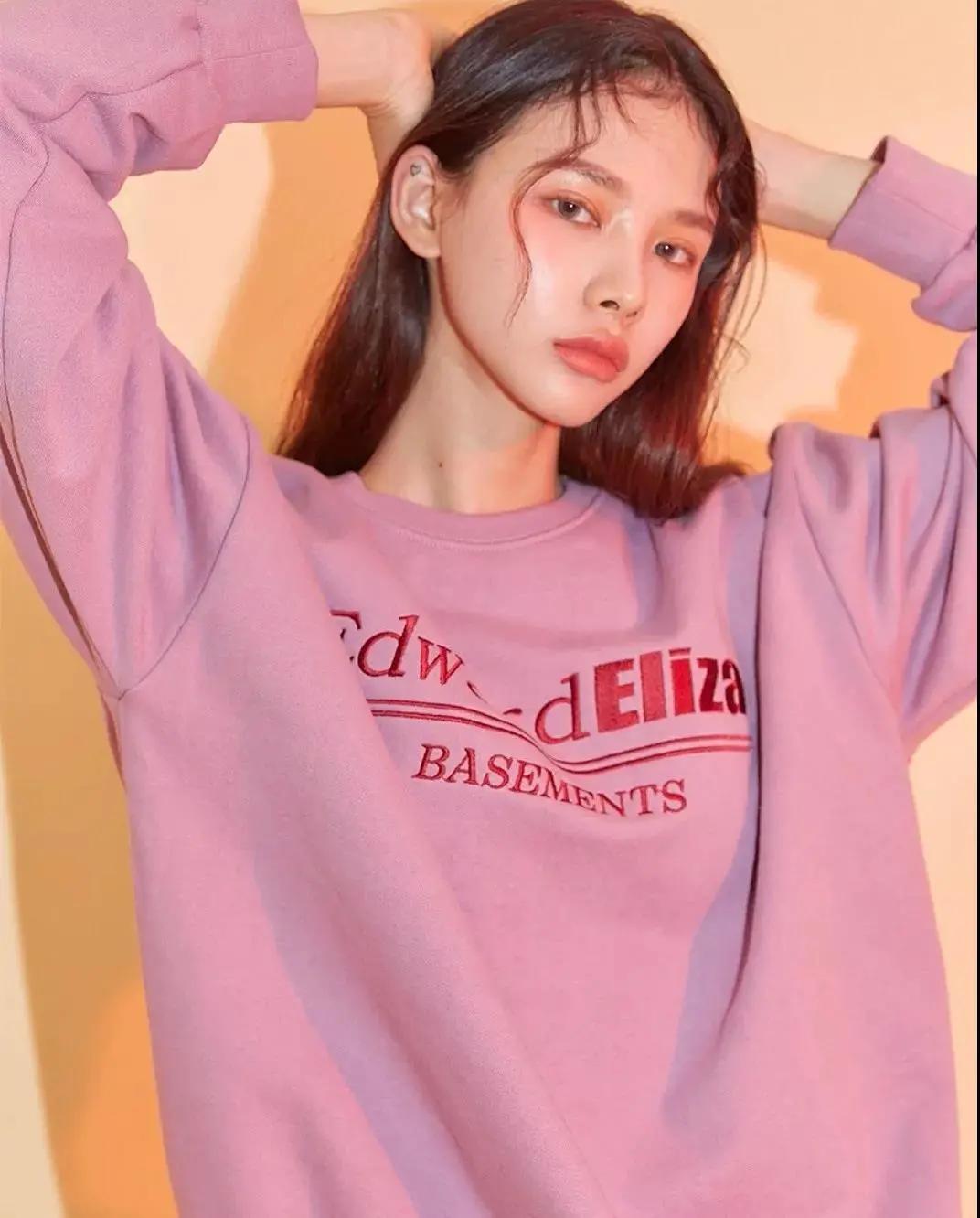 怎样剪刘海扎起来不嫌脸大,剪个刘海拯救一张脸