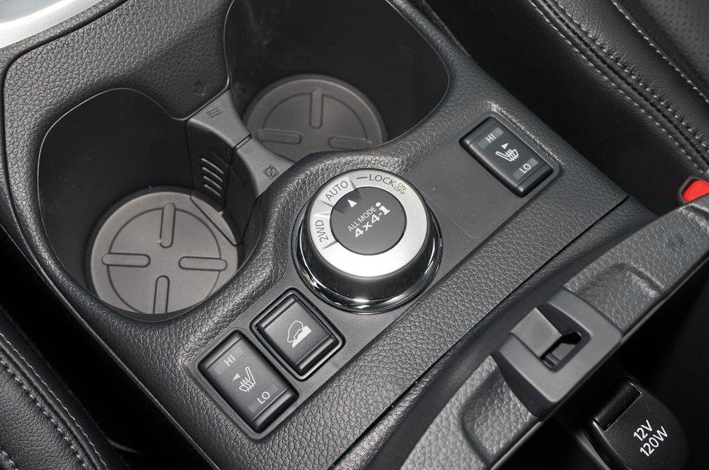 全球第一款suv是哪个品牌的,全球最大的suv是哪一款车