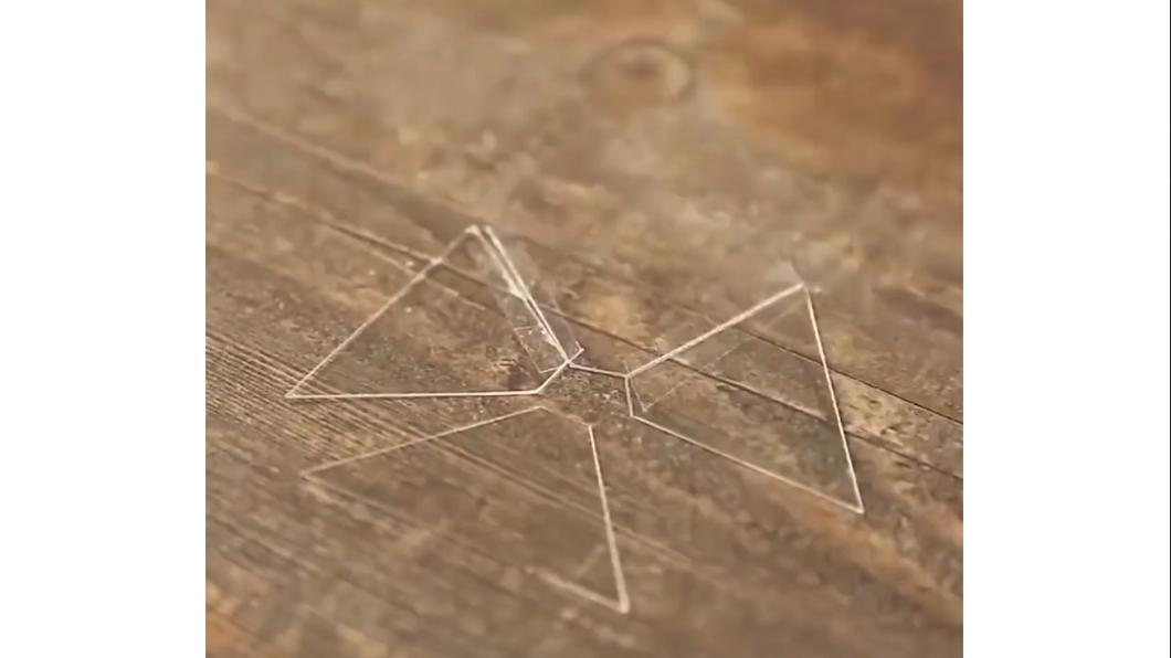 10分钟自制3d全息投影,教你怎么做3d全息投影