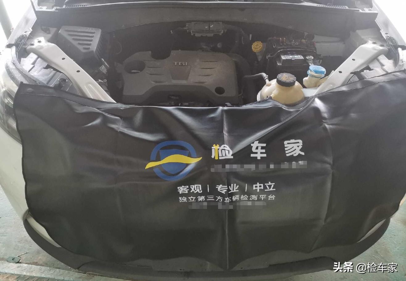 4万多的名爵锐腾买来糟心，拆开饰板车主叫出声，底盘装甲白喷了