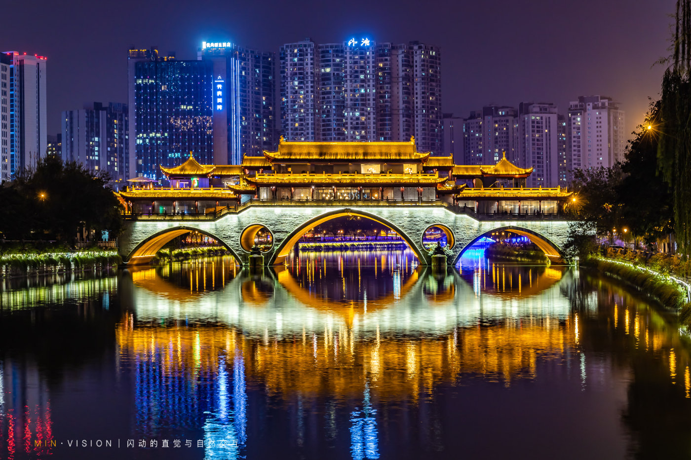 来成都旅游这份攻略实用又好吃,来成都必去必吃的地方