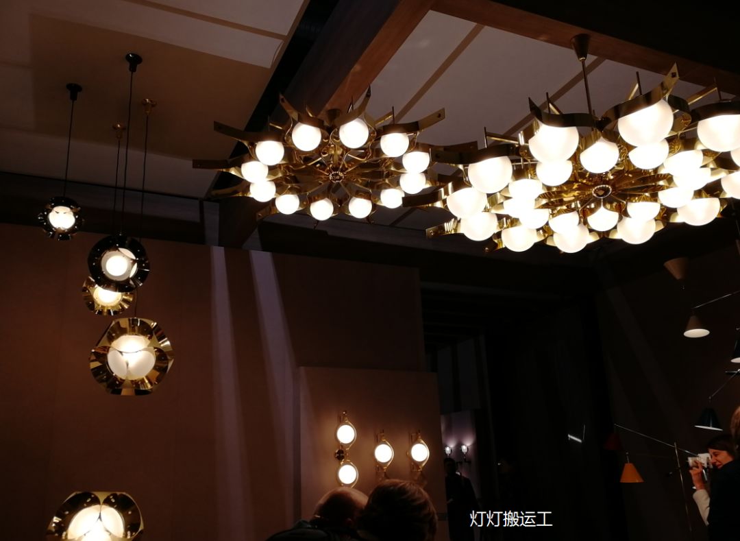 【视频国内首发】2019米兰家具展第一期总结：装饰灯饰篇