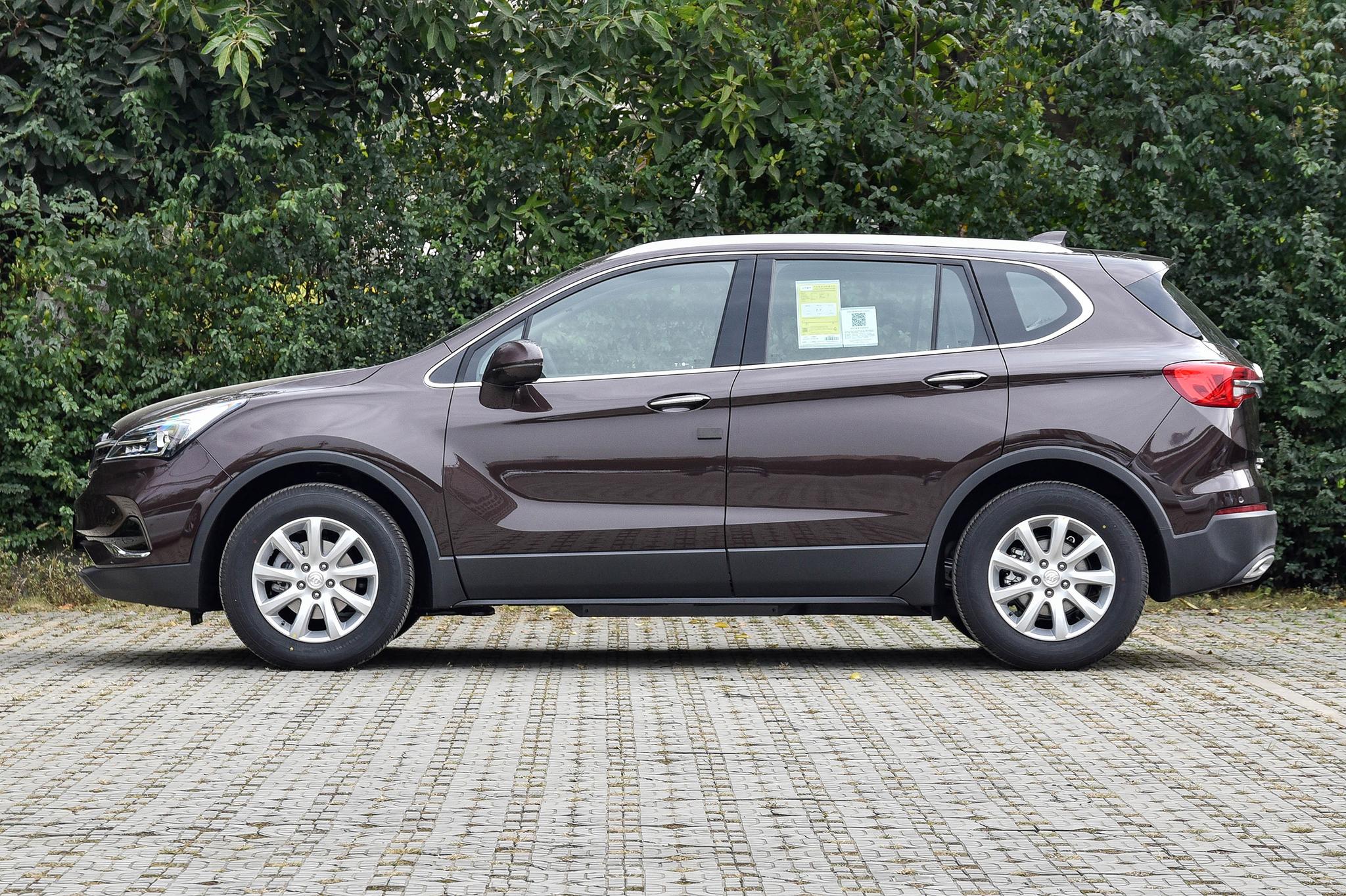 典型的美式SUV别克昂科威：空间大，底盘好，就是内饰可以更好