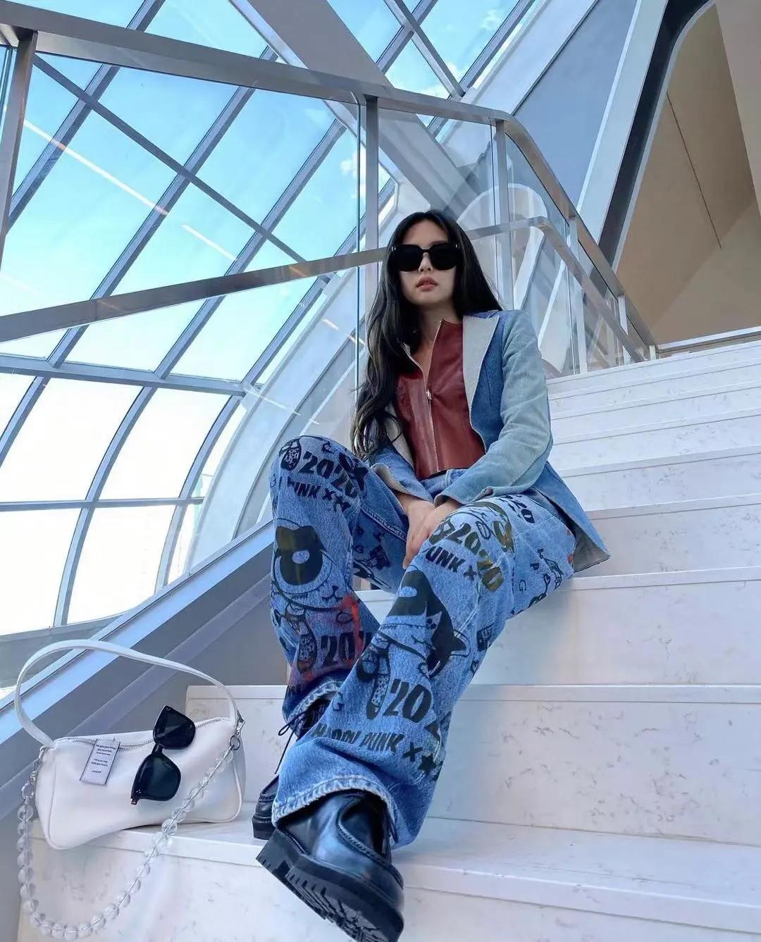 圆脸女生怎么选墨镜,圆脸女生如何选择大牌眼镜