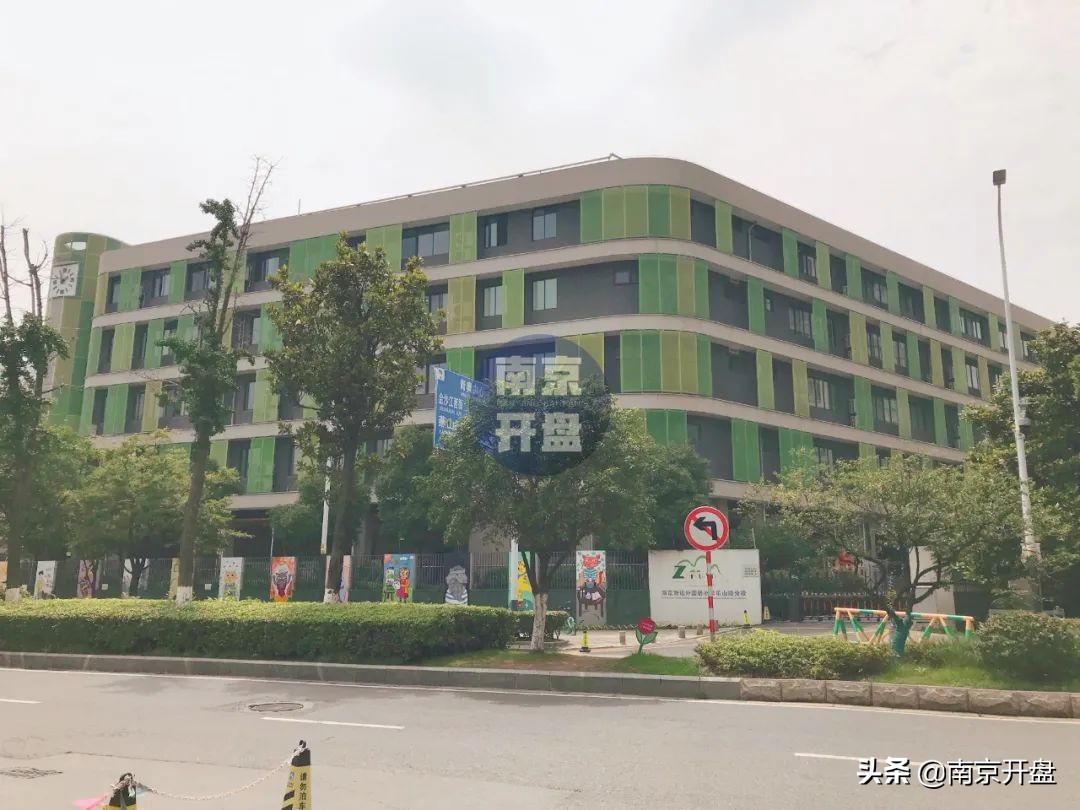 8.3万/㎡成交！今天实探仁恒次新房，实景美炸了