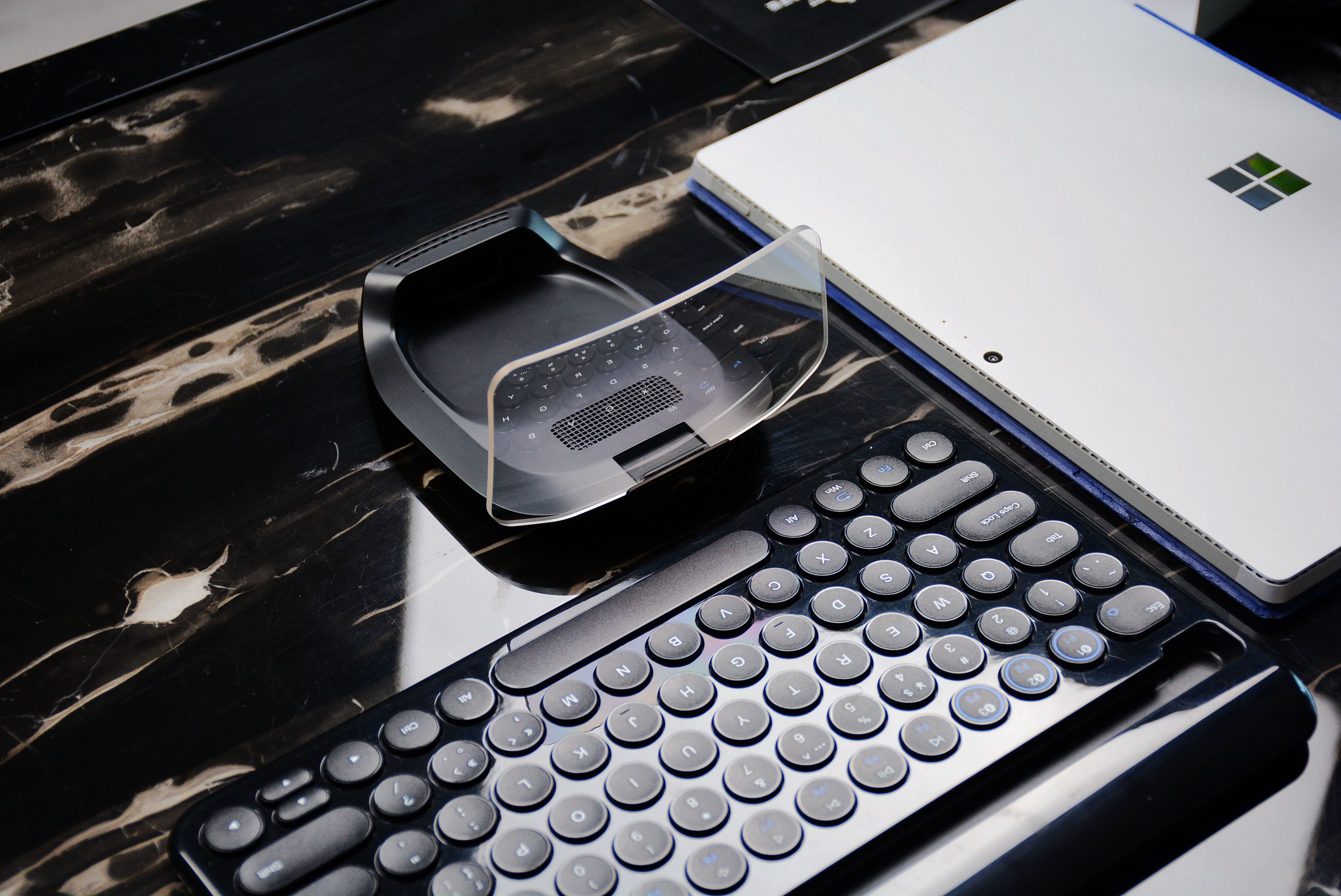 车萝卜hud蓝牙版与智炫版区别,车萝卜hud蓝牙版全面评测