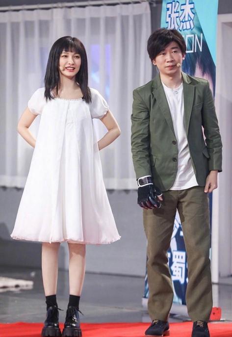 吴昕乘风破浪的姐姐后期排练,吴昕乘风破浪的姐姐晋级了吗