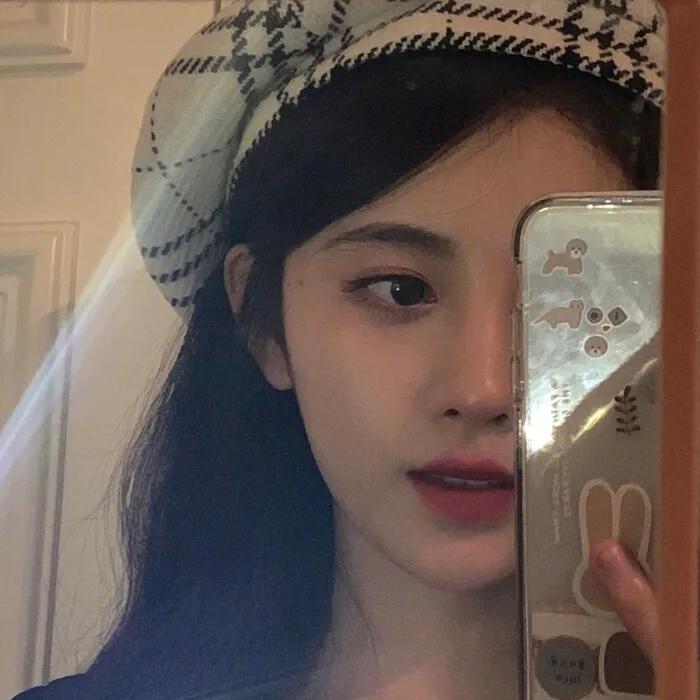 关于鞠婧祎爱豆闺蜜头像,鞠婧祎头像漫画