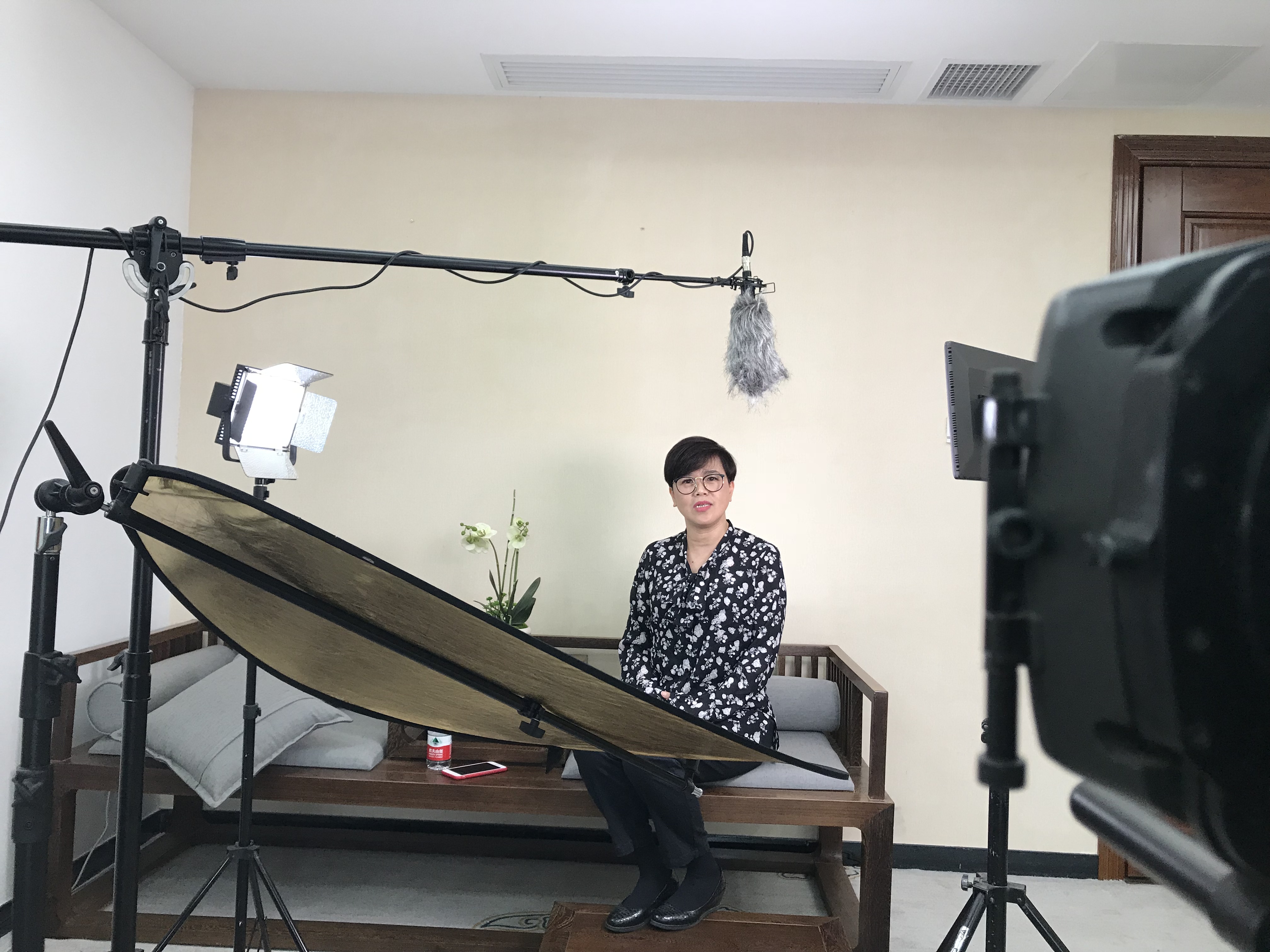 高端宣传片文案如何策划,宣传片脚本文案是怎么写出来的