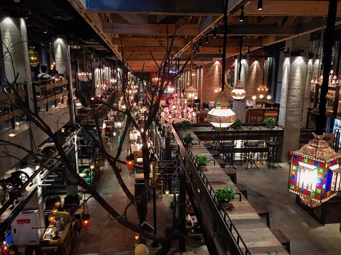 在工业气息下寻找小文艺，带你重新认识雾都重庆