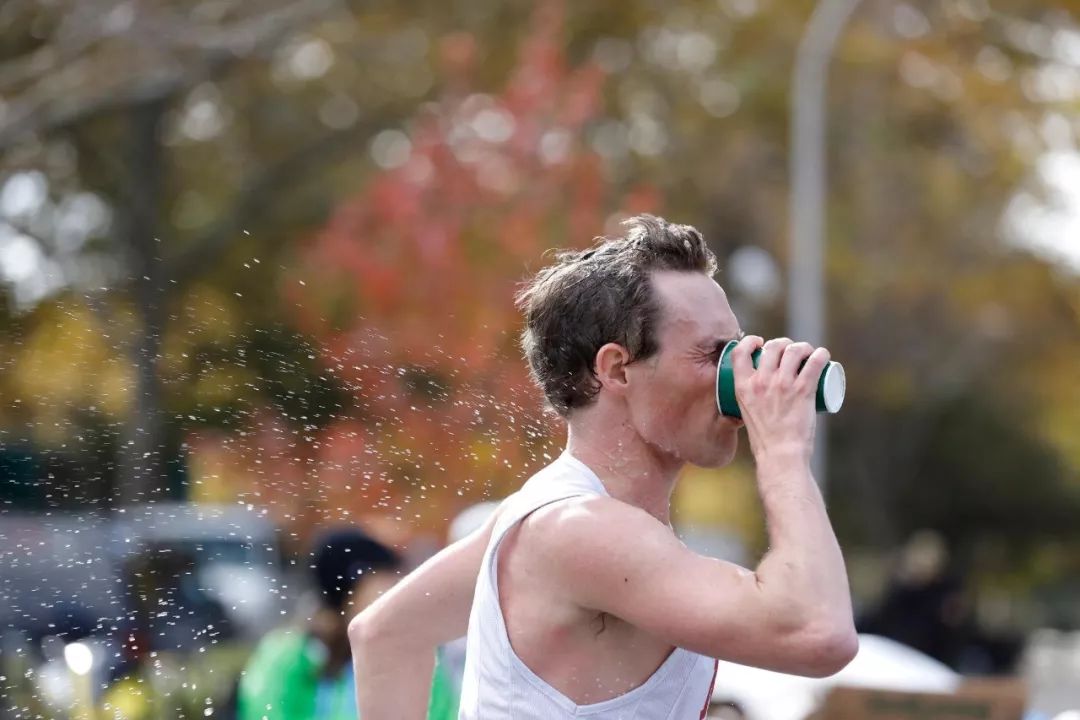 天气转凉腿就酸,天气转凉就脚麻
