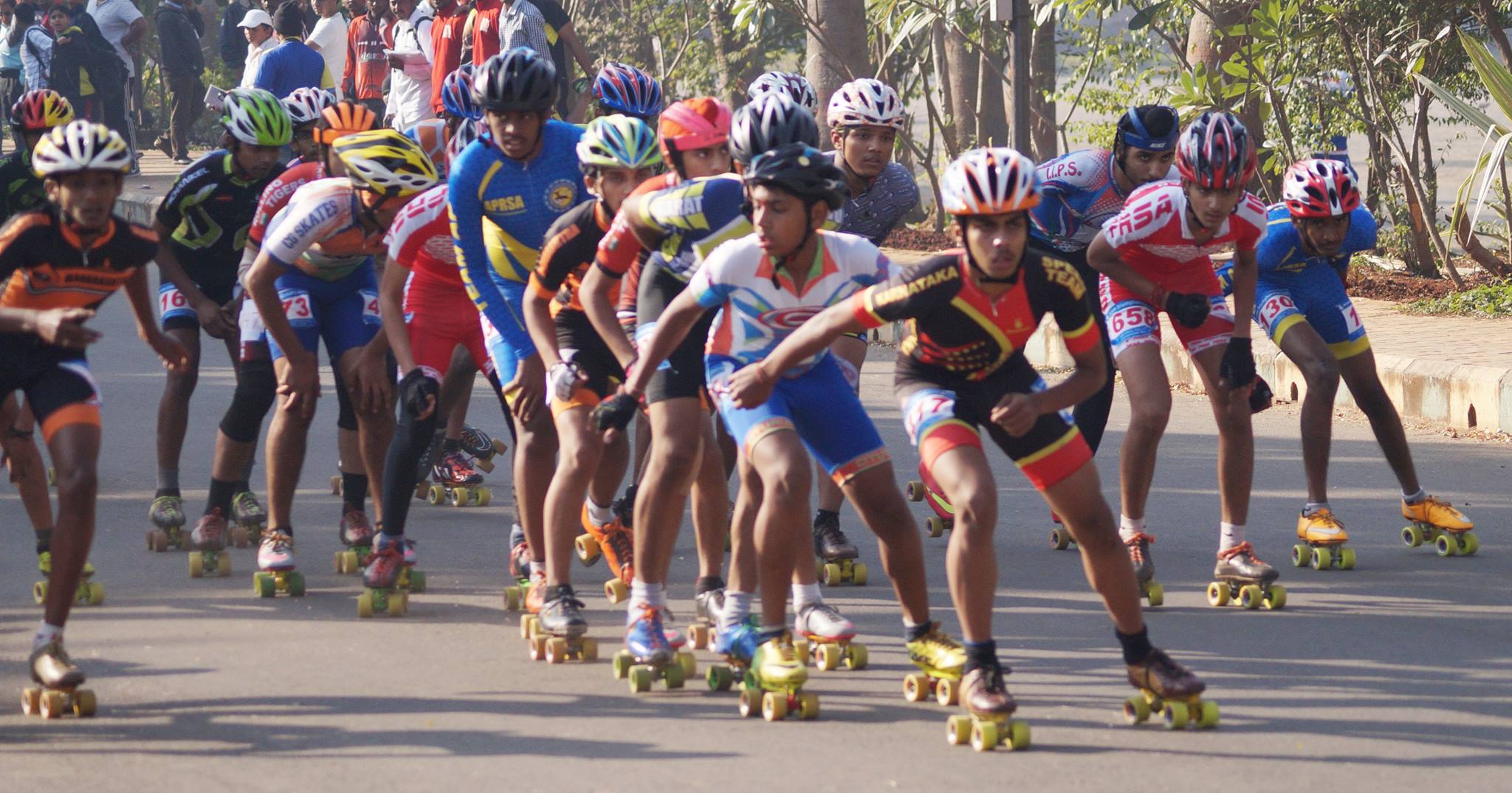 关于轮滑的知识,为什么双排轮滑更锻炼人