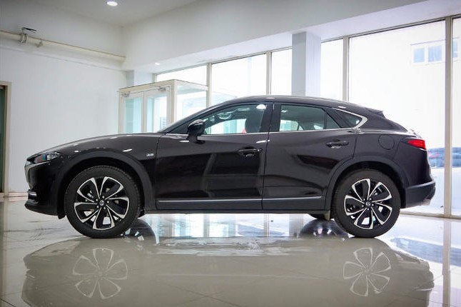 马自达cx-42021探索版配置,2021款cx-4还能卖多少钱