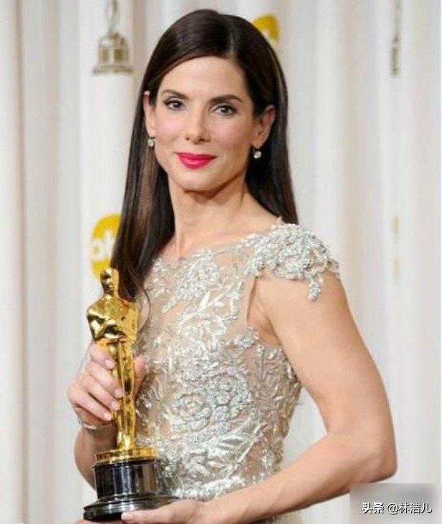 大表姐詹妮弗劳伦斯奥斯卡,奥斯卡颁奖典礼最佳女主角大表姐