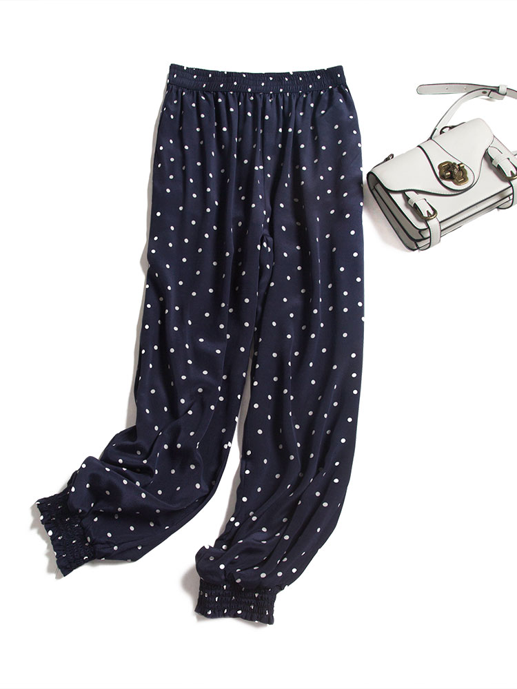 直筒蚕丝裤搭配哪个衣服好看,蚕丝裤时尚百搭修身显瘦