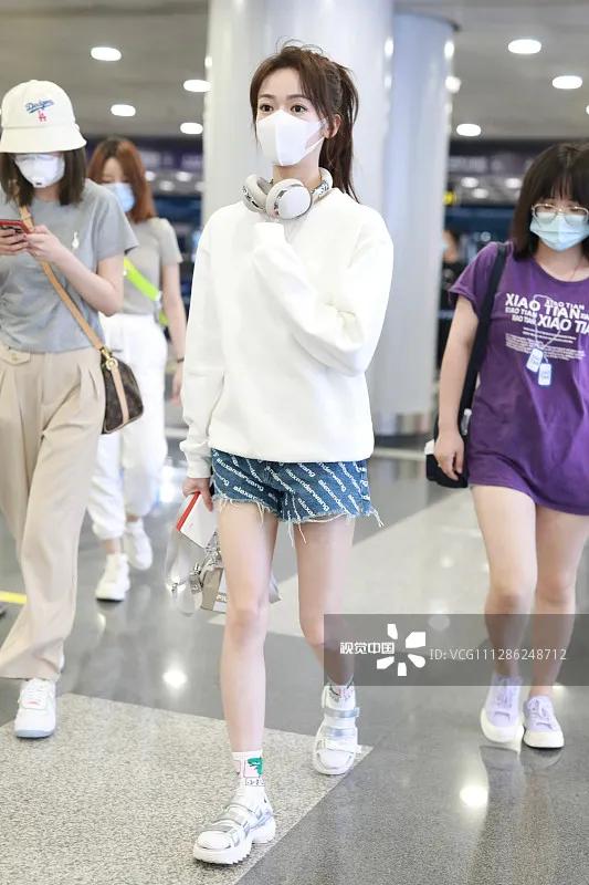 女明星新式国风穿搭,女明星氛围感穿搭私服