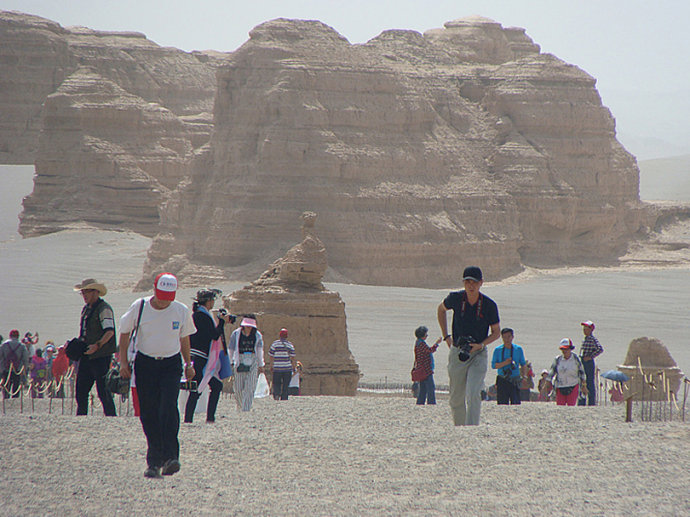 敦煌雅丹魔鬼城景观,大西北七彩丹霞地貌风景绝美震撼