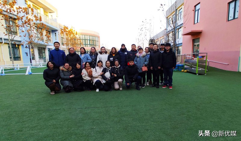 情暖寒冬关爱无限!莱西市幼儿足球教师零距离体验趣味足球公开课