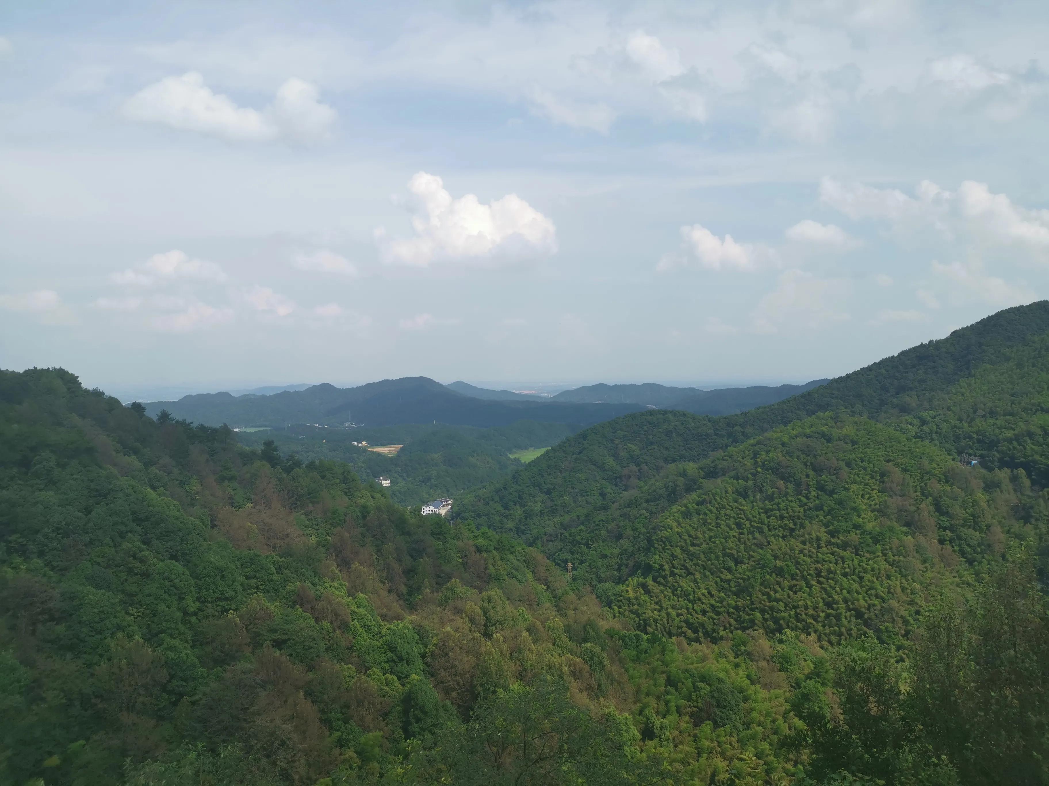 周末韶山一日游：参观了毛*东泽**故居、滴水洞、虎歇坪