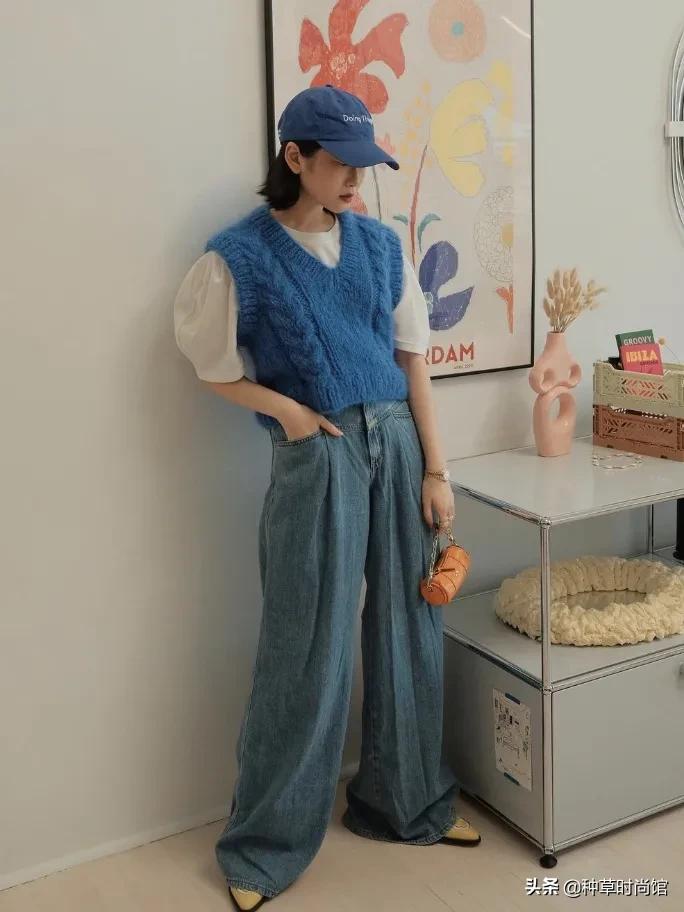 雾霾蓝和克莱因蓝哪个显白,宝蓝跟克莱因蓝哪个显白