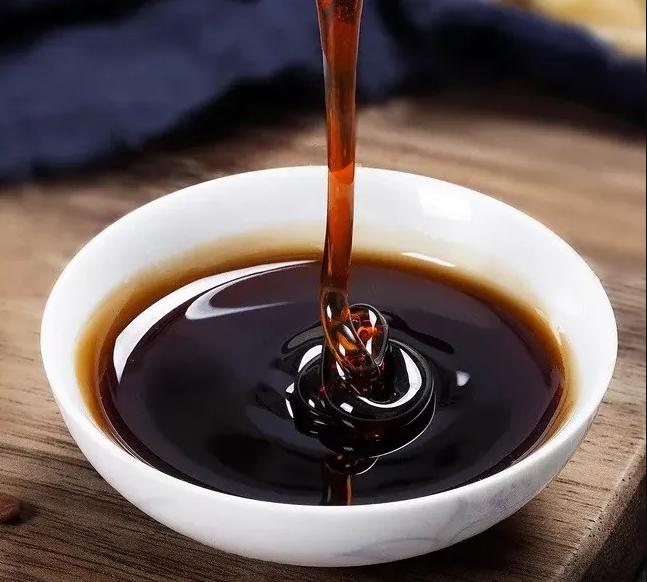 失眠多梦？口感舌燥？想要安定？那就来条酸枣仁茯苓膏吧