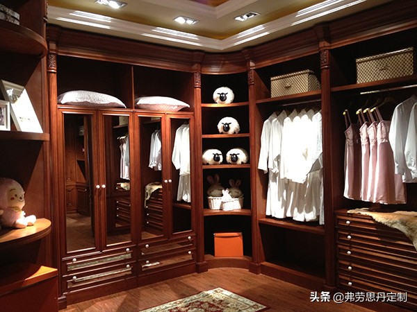 实木家具衣帽间价格怎么样,实木定制家具衣帽间装修理念