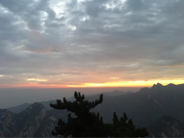 华山自驾最惊险的道路,华山最惊险的公路
