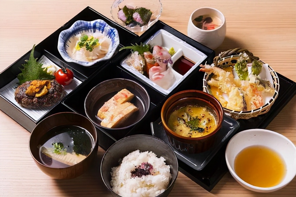 日本军队伙食pk韩国军队伙食,日本韩国军队伙食