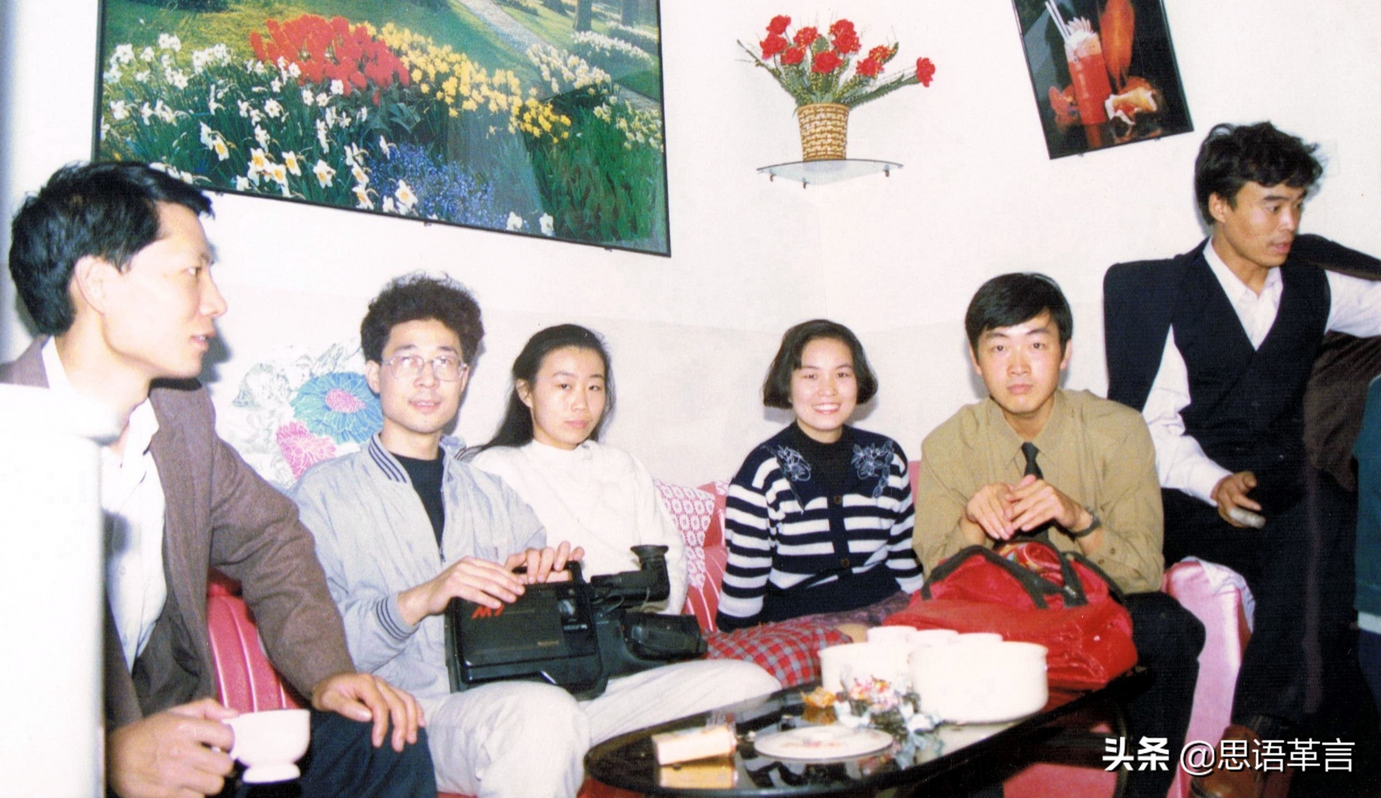 长将思绪忆飞马，总在脑海念二柴